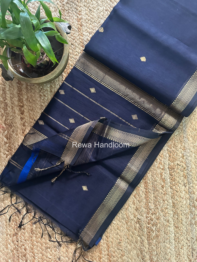 Maheshwari Aami Butti Saree