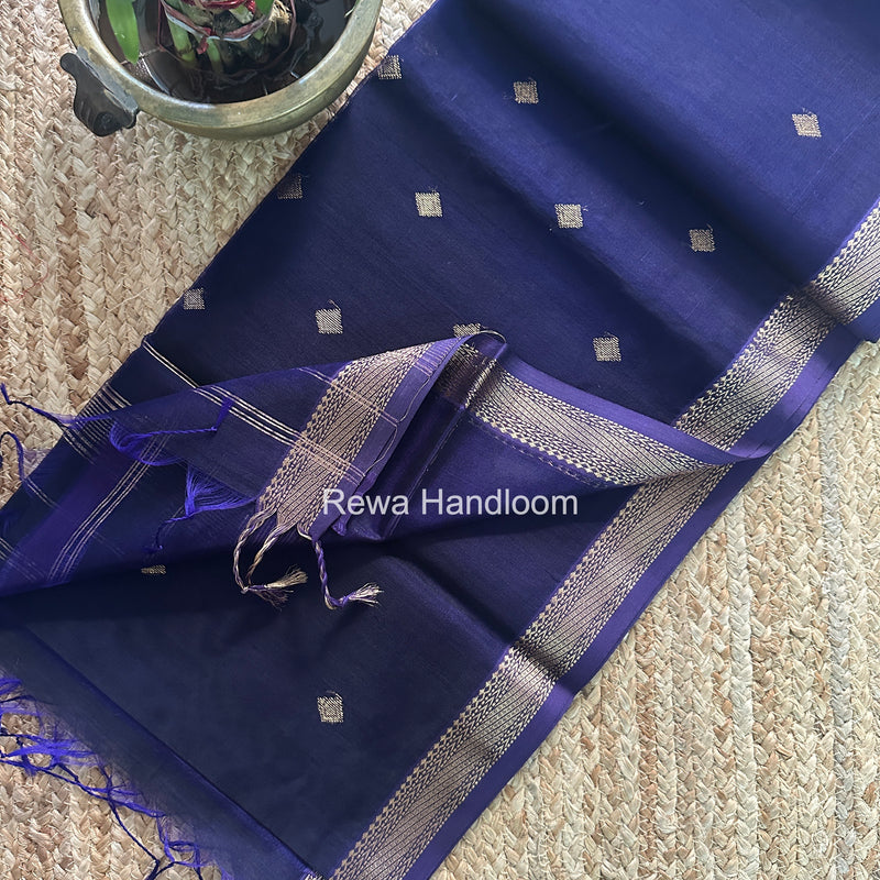 Maheshwari Aami Butti Saree