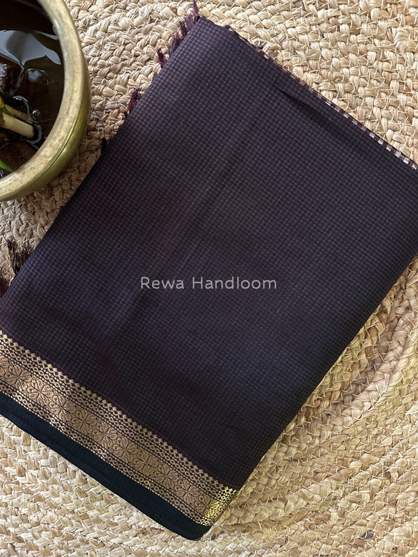 Maheshwari Wine Garbha Reshami Silk Saree GS197