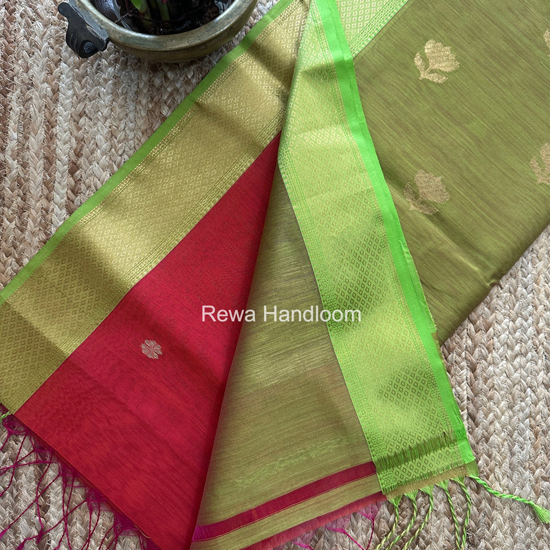 Maheshwari Carrot Red Lotus Butta Saree LBS0127