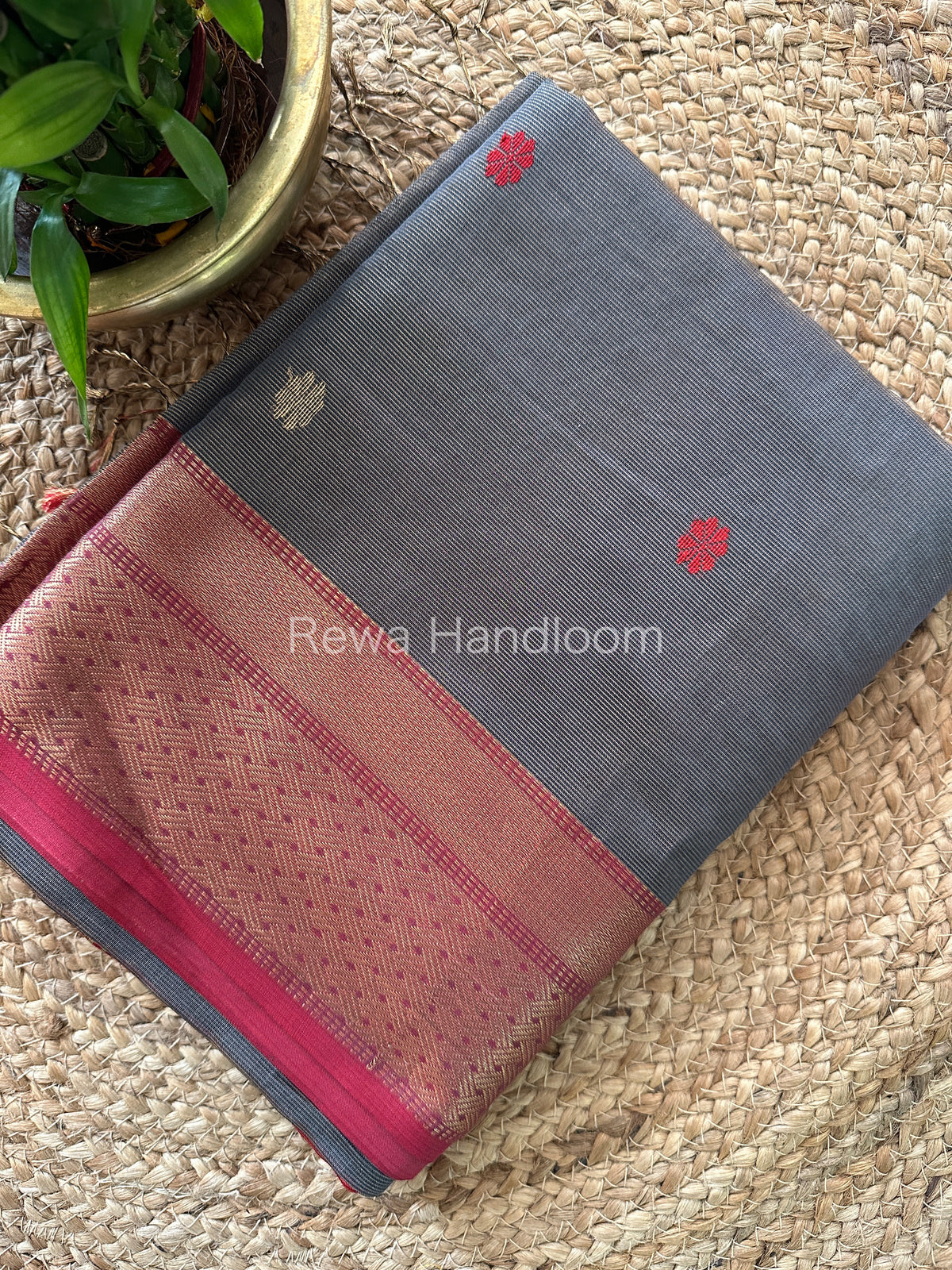 Maheshwari Tissue Silk Saree