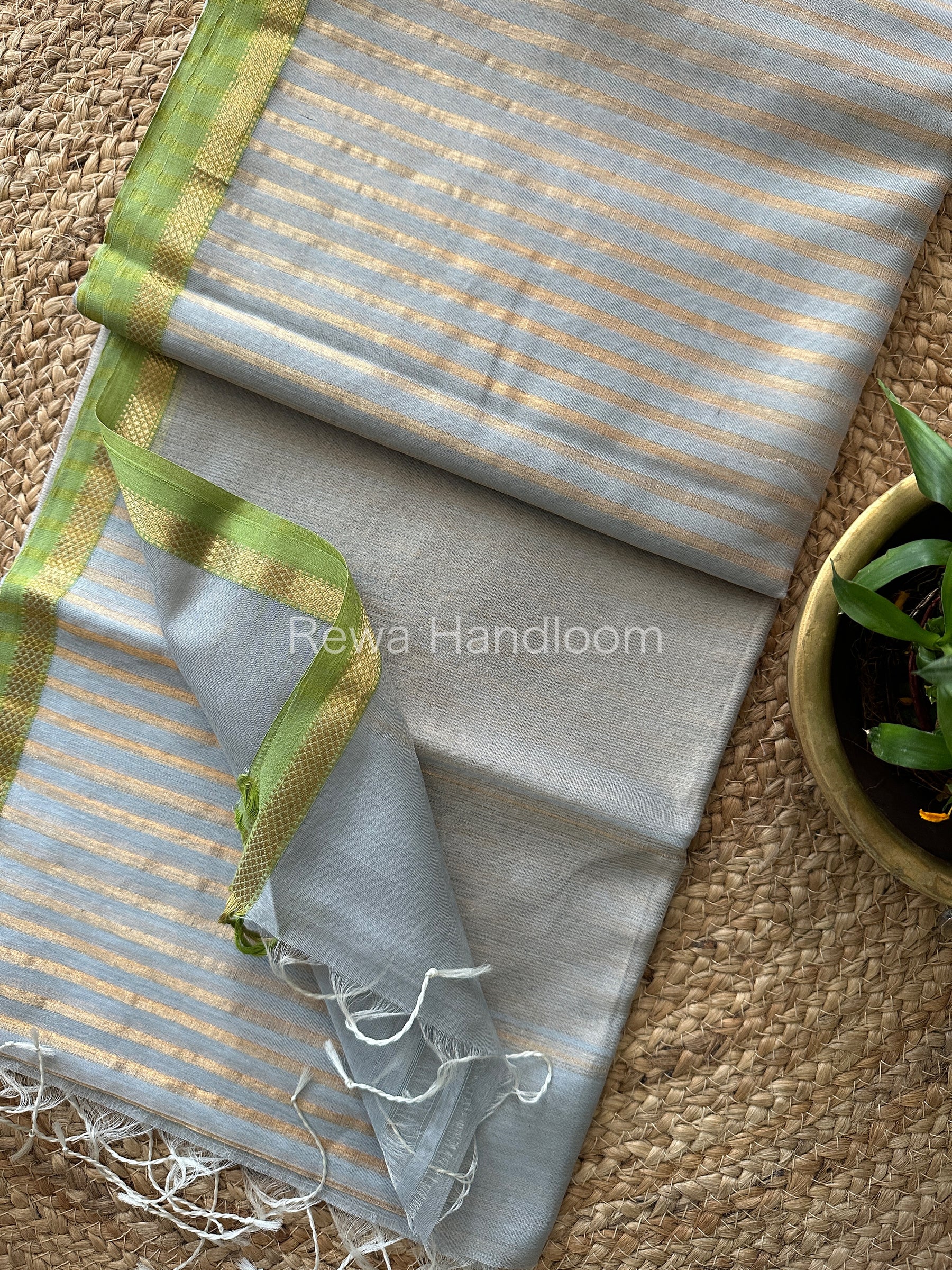 Maheshwari Light Grey Tissue Silk Saree-TZLS01