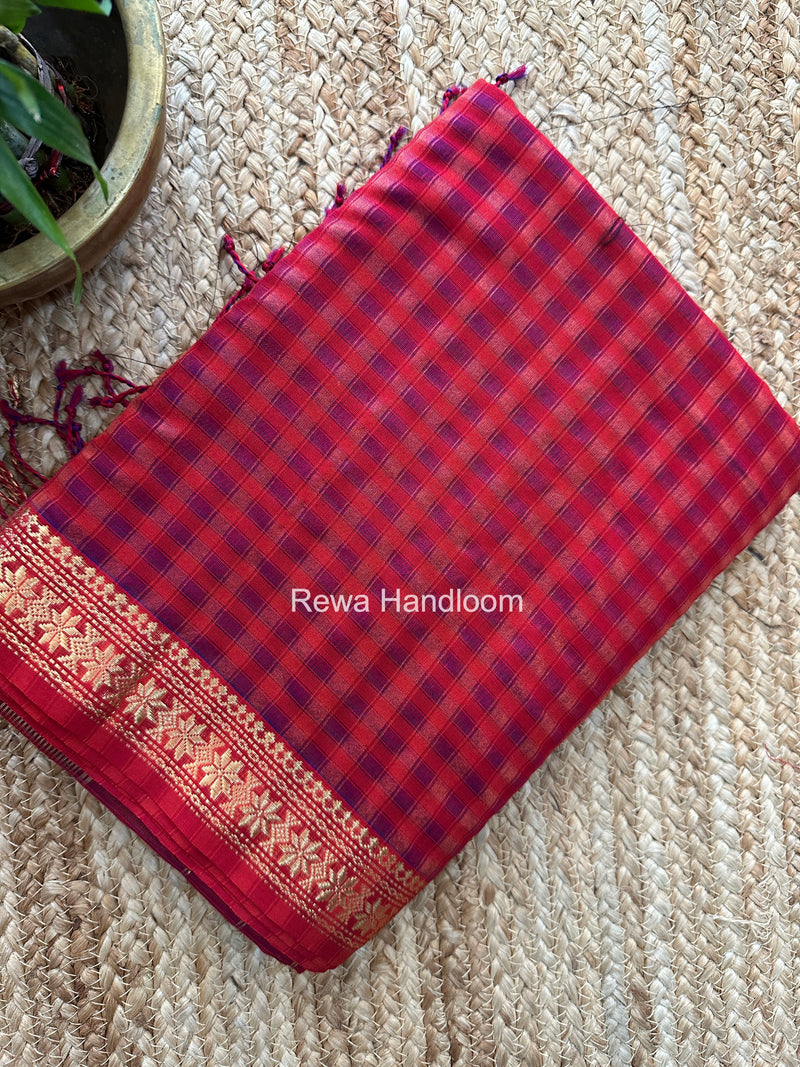 Maheshwari Red Garbha Reshami Silk Saree GS310