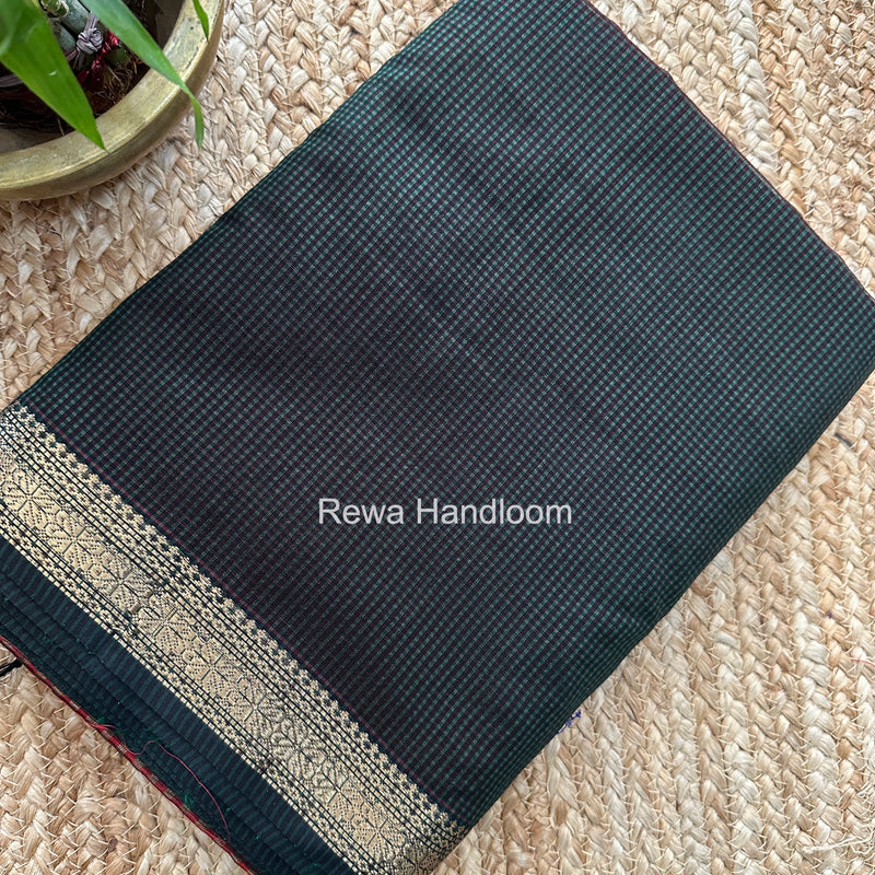 Maheshwari Bottle Green Garbha Reshami Silk Saree GS311