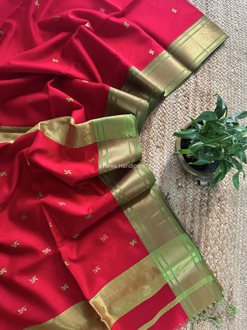 Maheshwari Red Zari Butti Saree SW050