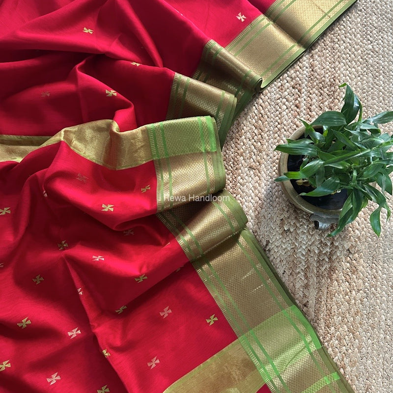 Maheshwari Red Zari Butti Saree SW050