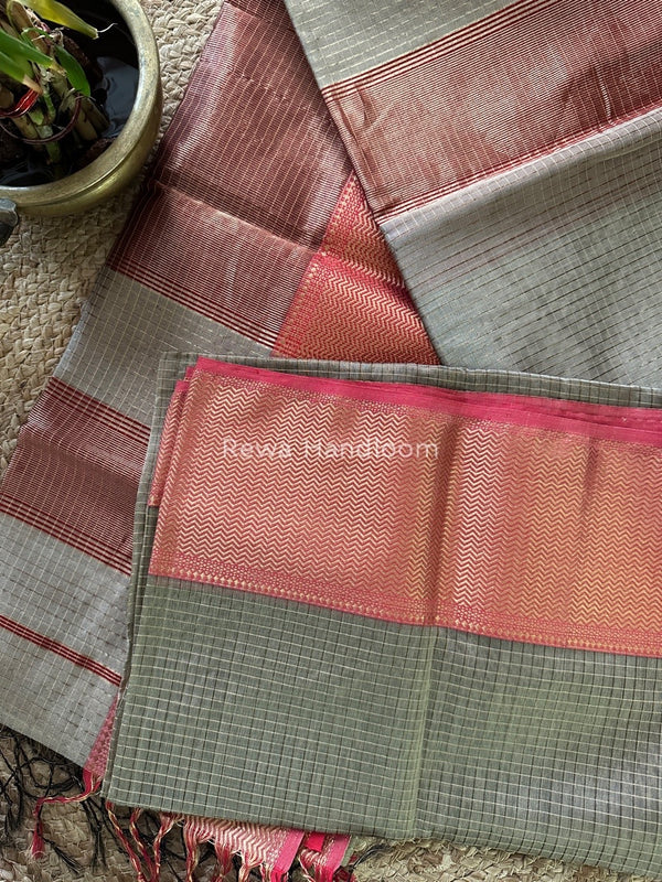 Maheshwari Saree