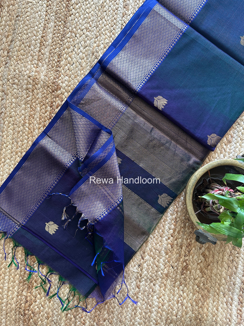 Maheshwari Lotus Shaded Butta Saree