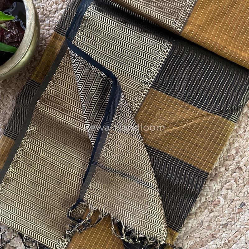 Maheshwari Skirt Checks Saree