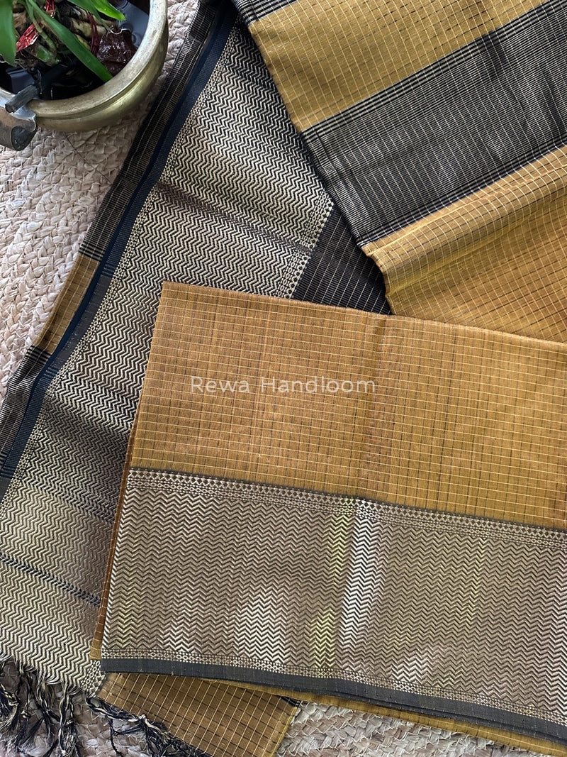 Maheshwari Saree