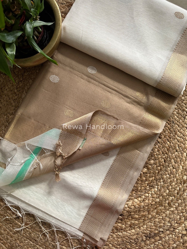 Maheshwari Zari Butti Saree