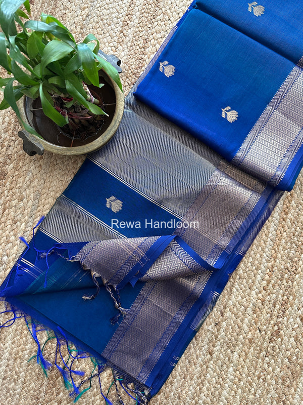 Maheshwari Lotus Shaded Butta Saree