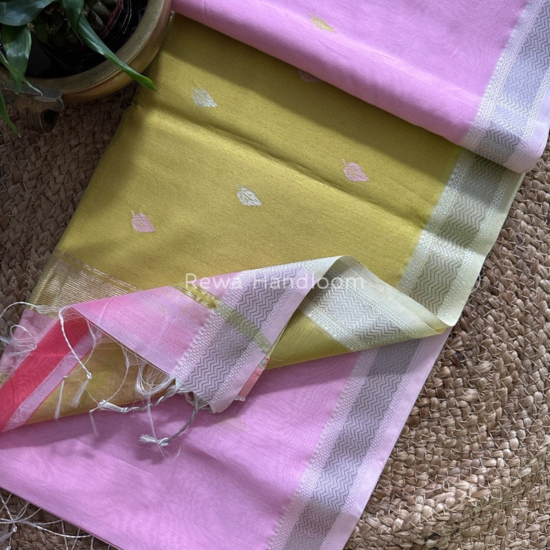 Maheshwari Zari Butti Saree
