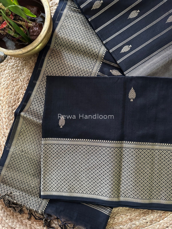 Maheshwari Saree