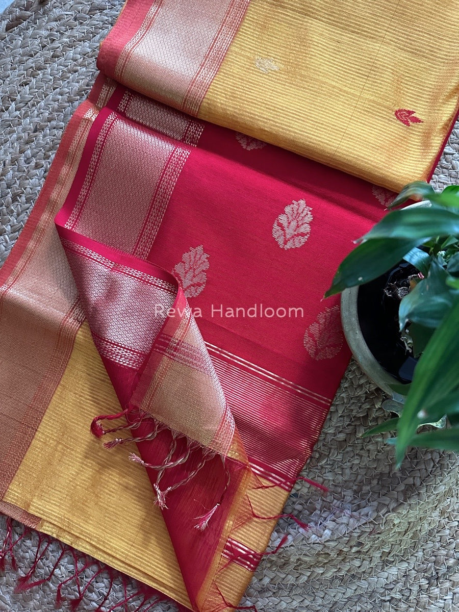 Maheshwari Butta Pallu Silk Saree