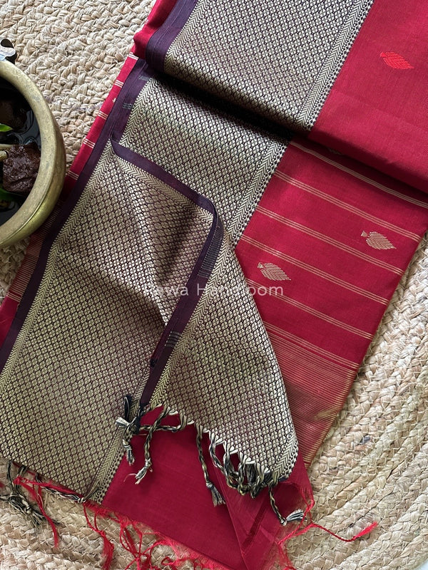 Maheshwari Resham Thread Butti Saree