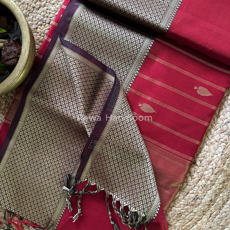 Maheshwari Resham Thread Butti Saree