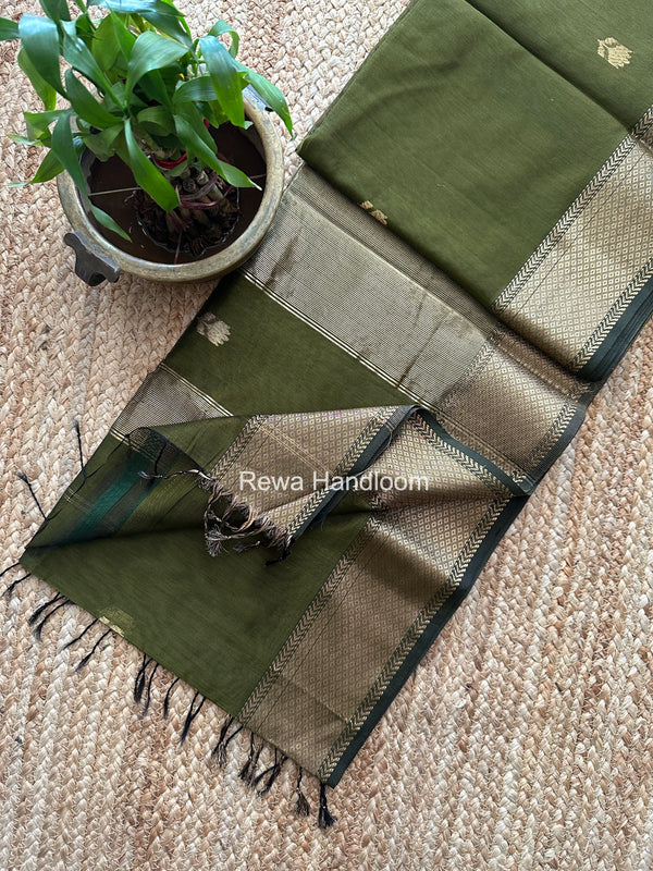 Maheshwari Lotus Butta Saree