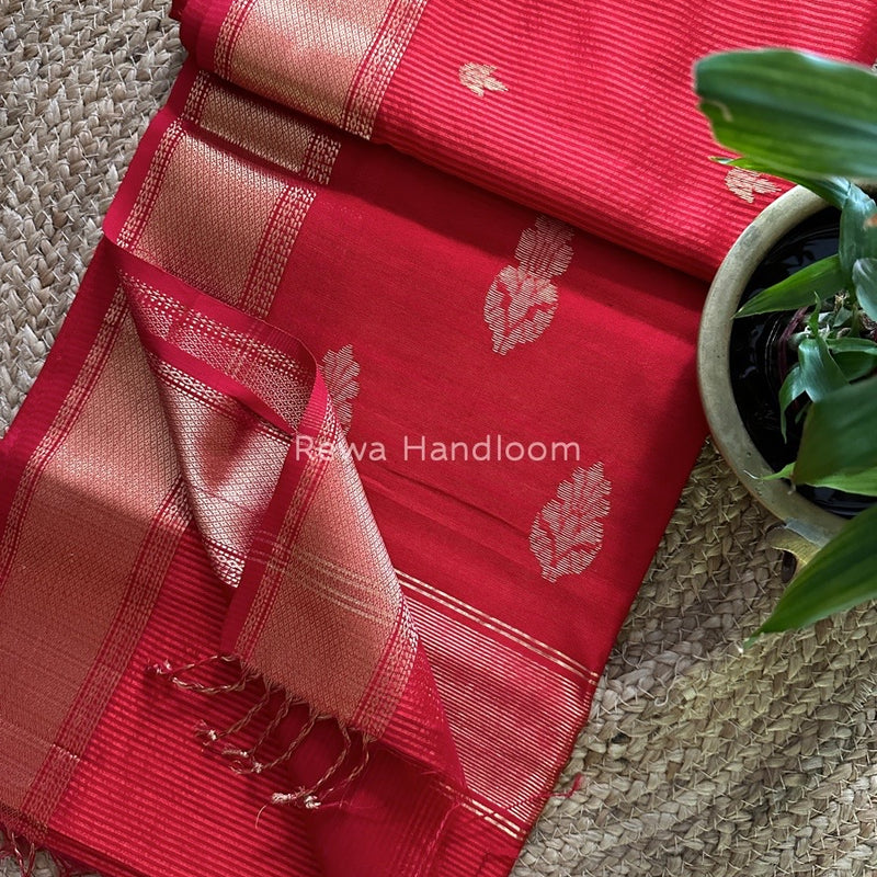 Maheshwari Butta Pallu Silk Saree