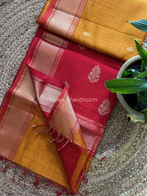 Maheshwari Butta Pallu Silk Saree