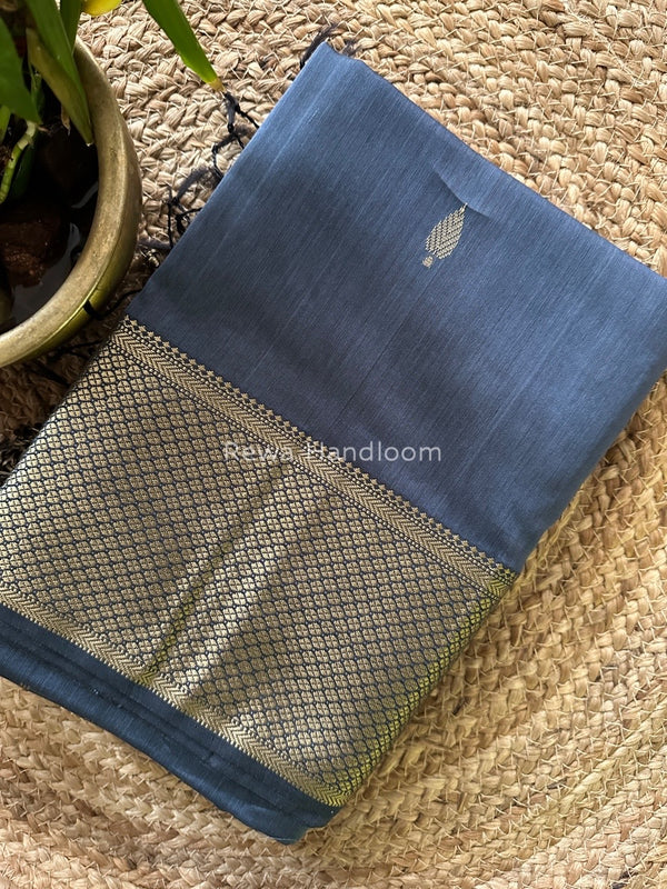 Maheshwari Grey Resham Thread Butti Saree RBS62
