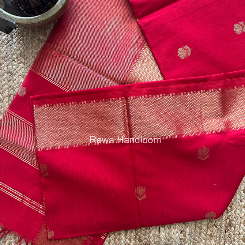 Maheshwari Red Lotus Butta Saree LLBS078