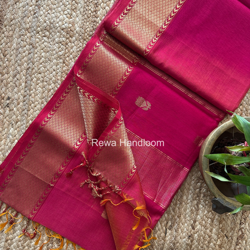 Maheshwari Lotus Shaded Butta Saree