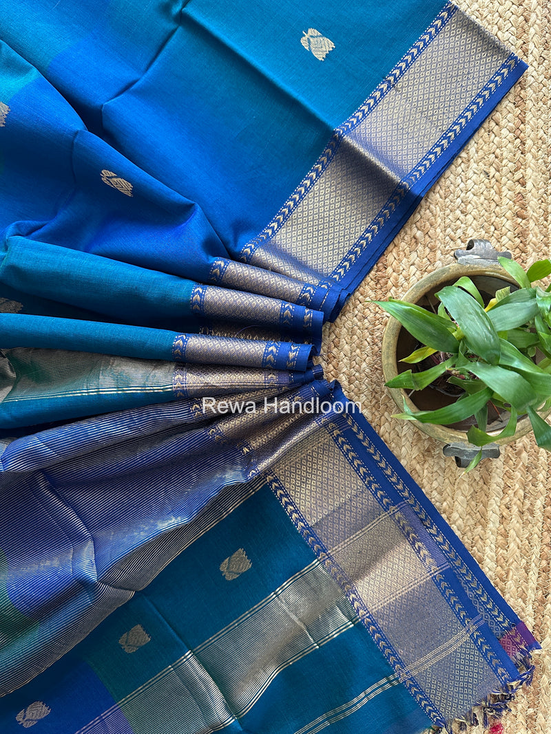 Maheshwari Blue Lotus Shaded Butta Saree SLB039