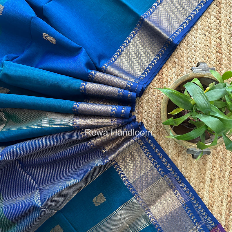 Maheshwari Blue Lotus Shaded Butta Saree SLB039