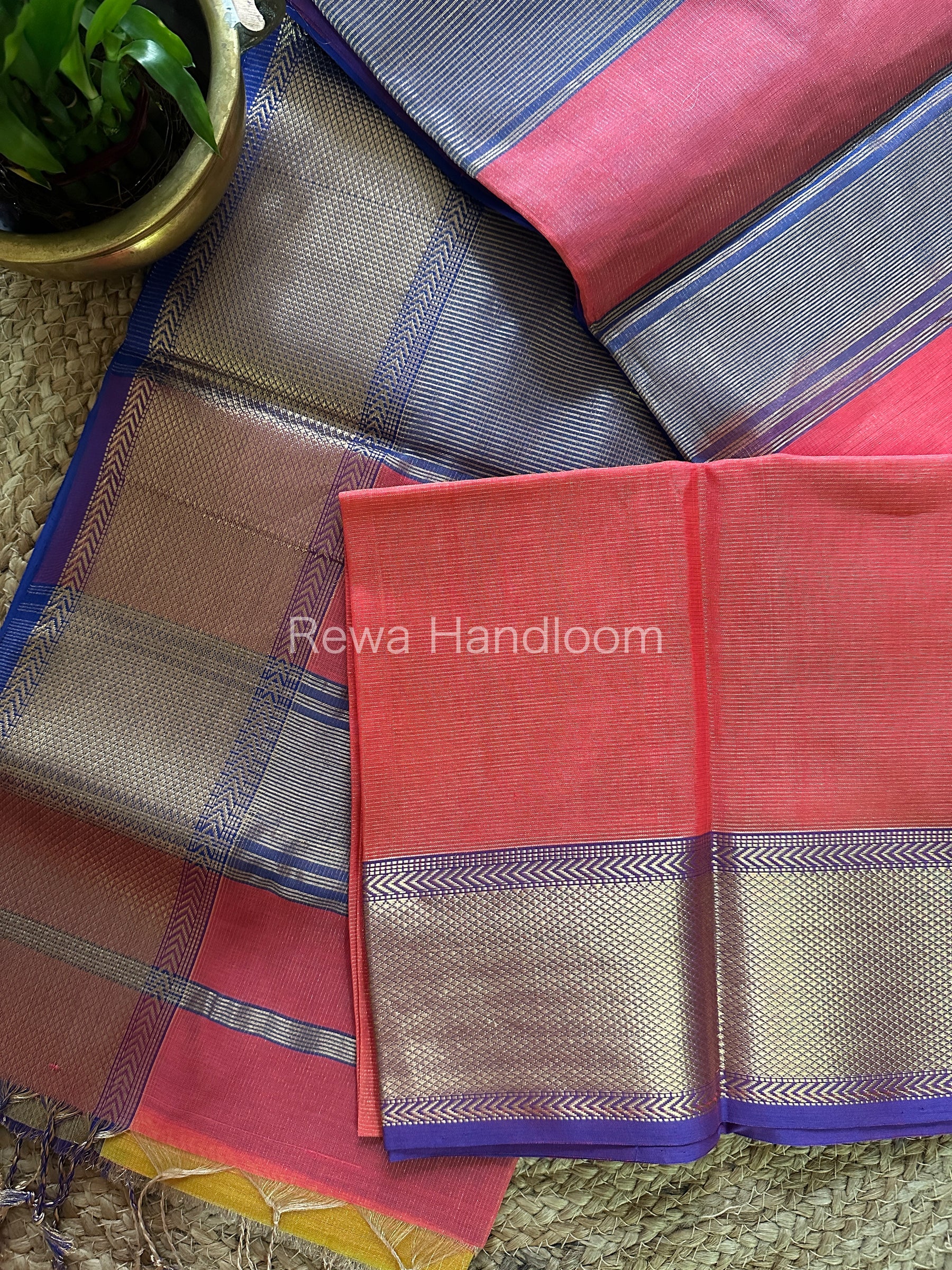 Maheshwari Fuchsia Tissue Silk Saree-ZTS36