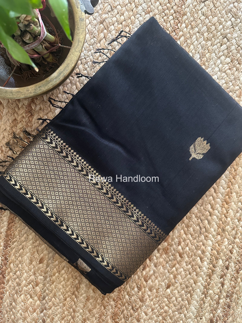 Maheshwari Black Lotus Butta Saree LLBS085