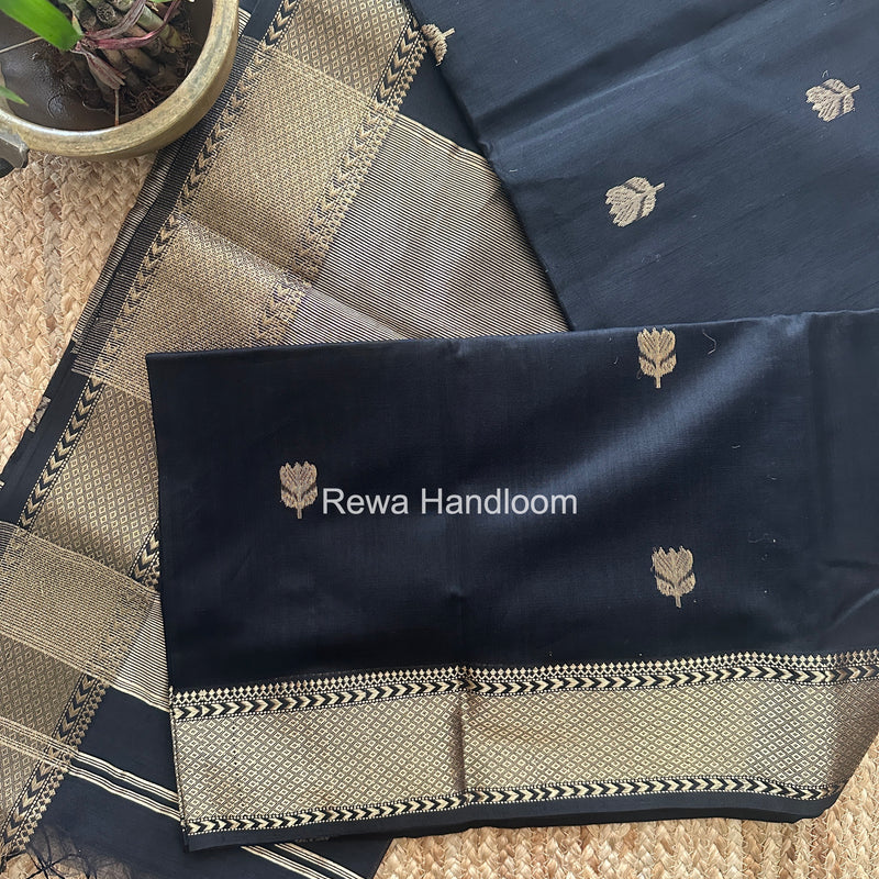 Maheshwari Black Lotus Butta Saree LLBS085
