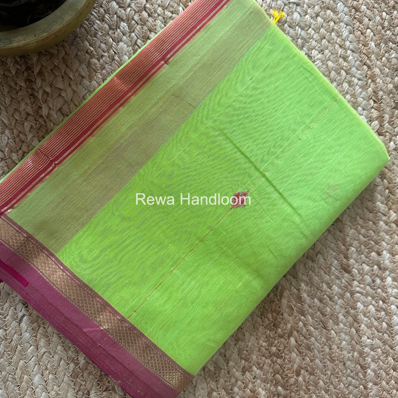 Parrot Green Lining Butti Shaded Maheshwari Saree SBS0113