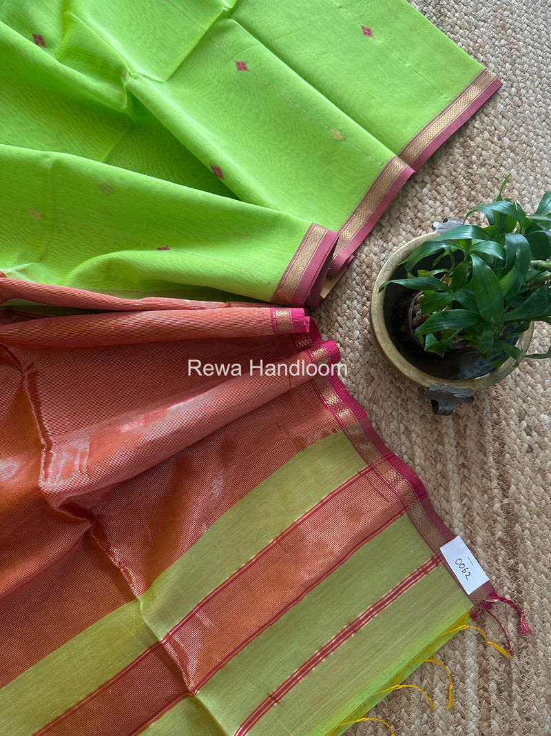 Parrot Green Lining Butti Shaded Maheshwari Saree SBS0113