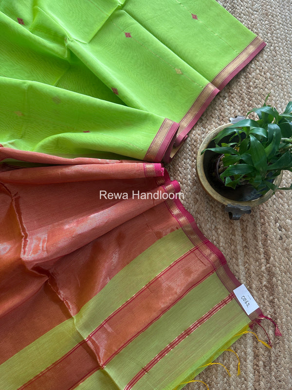 Parrot Green Lining Butti Shaded Maheshwari Saree SBS0113