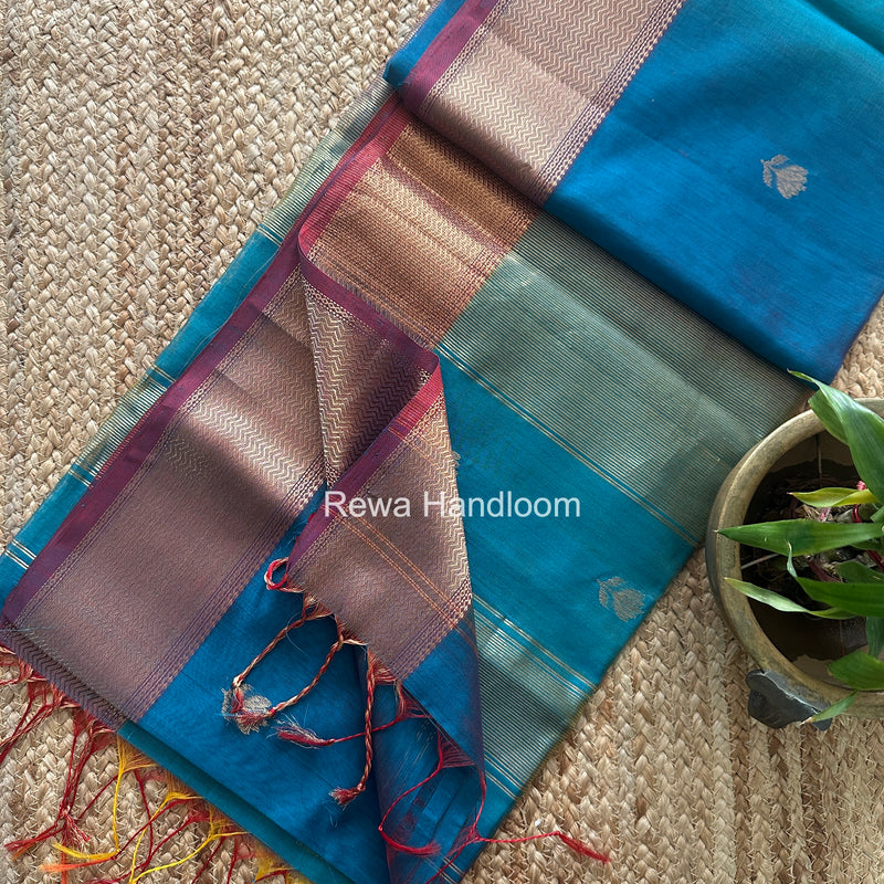 Maheshwari Lotus Shaded Butta Saree