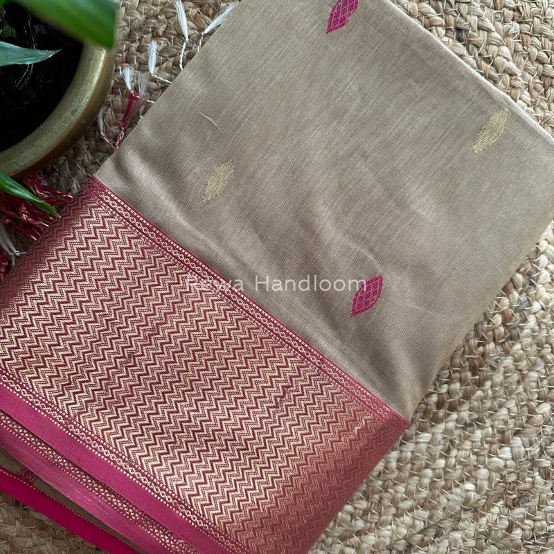 Maheshwari Beige Zari Skirt Butti Saree ZSB03