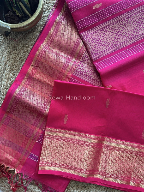 Maheshwari Saree