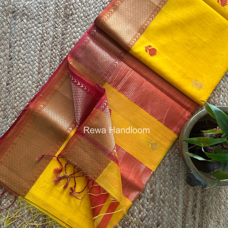 Maheshwari Lotus Butta Saree