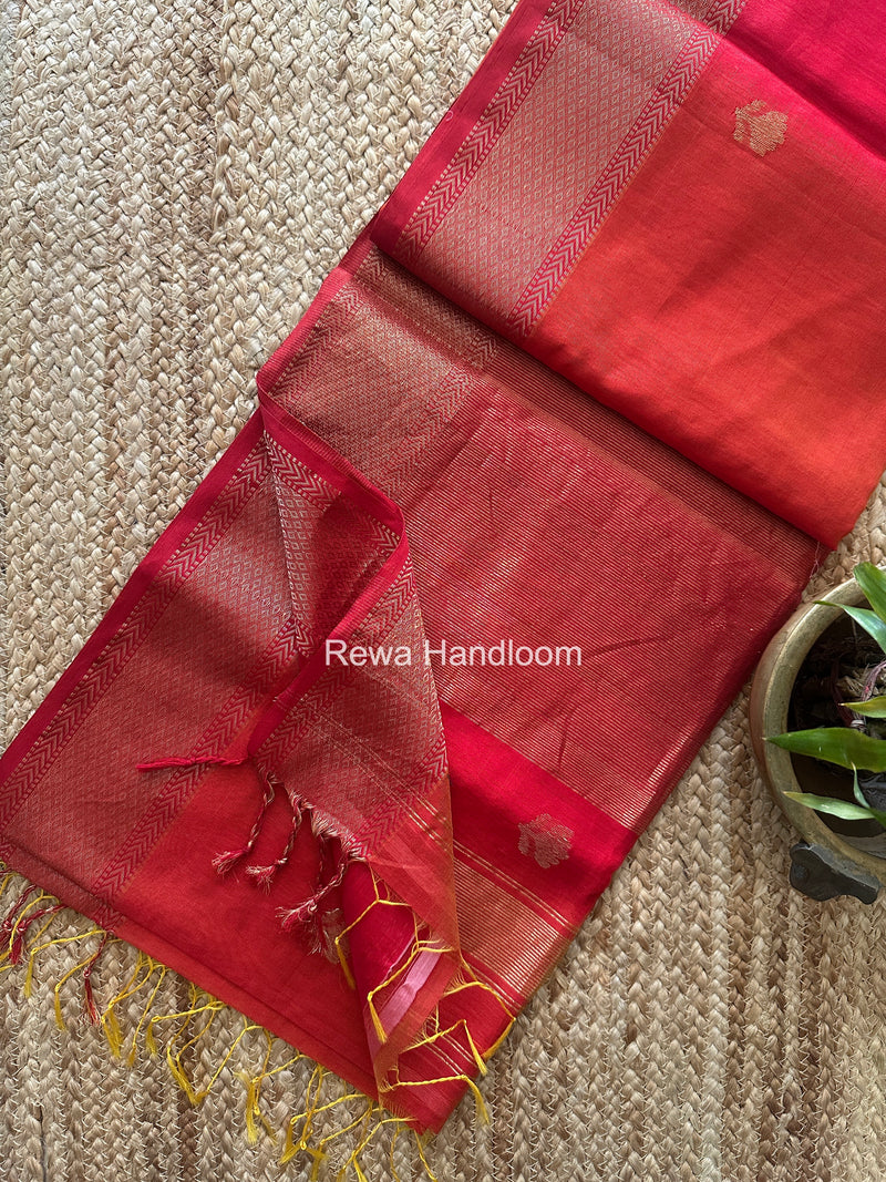 Maheshwari Lotus Shaded Butta Saree