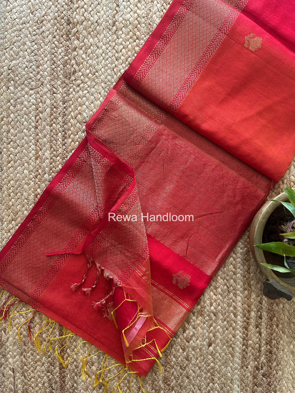 Maheshwari Lotus Shaded Butta Saree