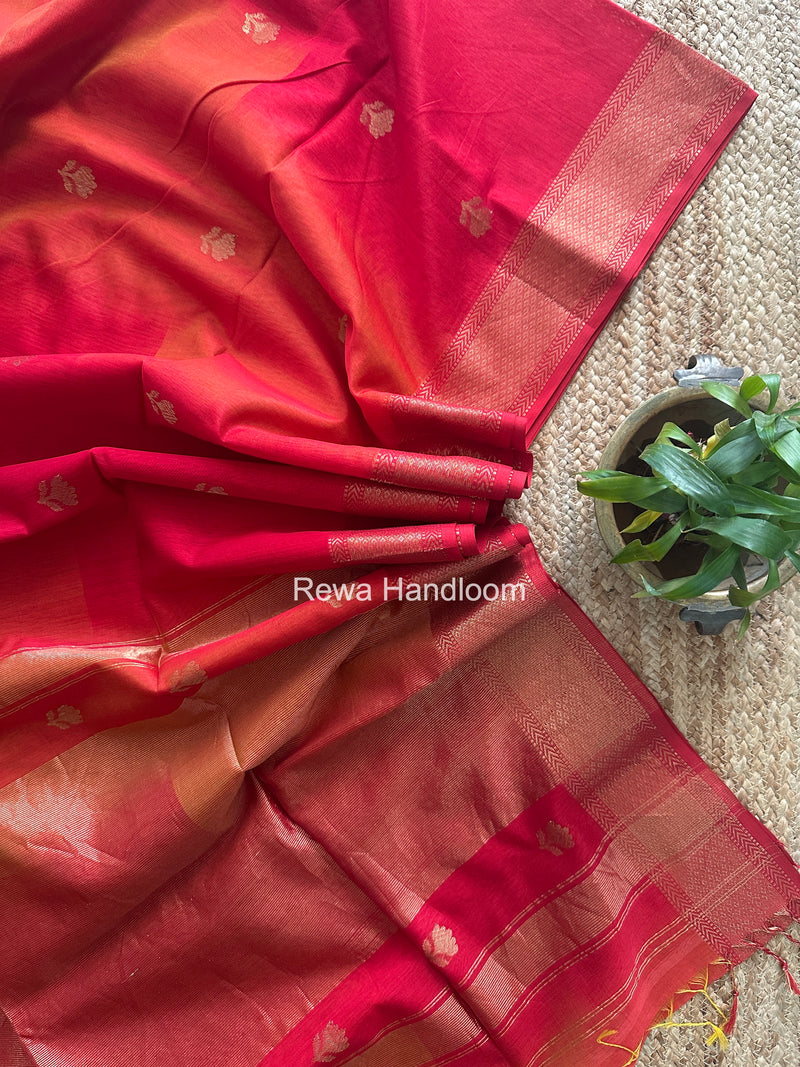 Maheshwari Red Lotus Shaded Butta Saree SLB049