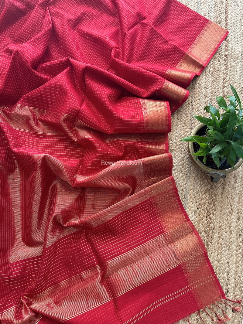 Maheshwari Red Zari Checks Saree ZCHX328