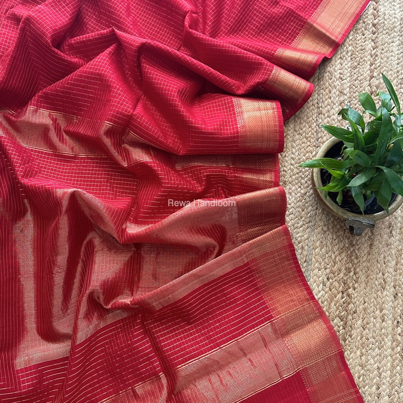 Maheshwari Red Zari Checks Saree ZCHX328
