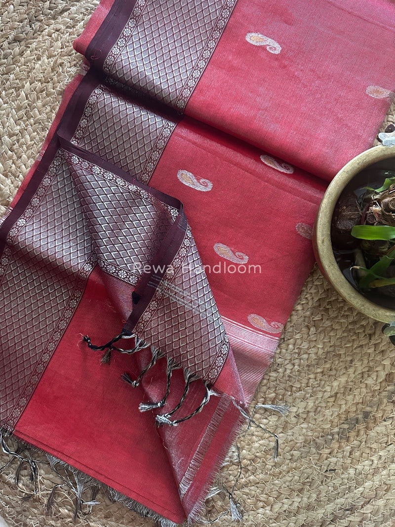 Maheshwari Silver Tissue Meena Butti Saree