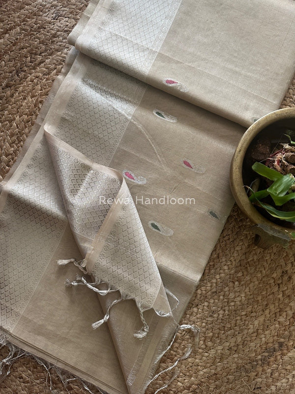 Maheshwari Silver Tissue Meena Butti Saree