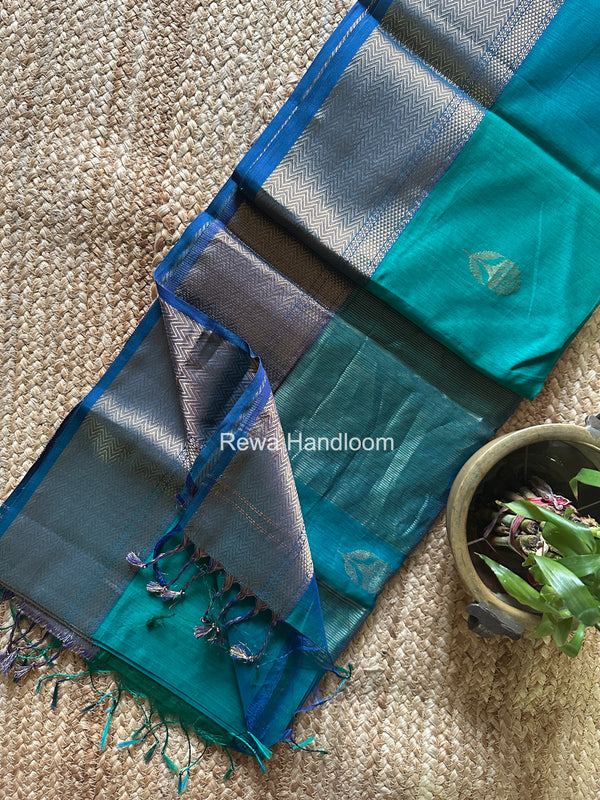 Maheshwari Lotus Butta Saree