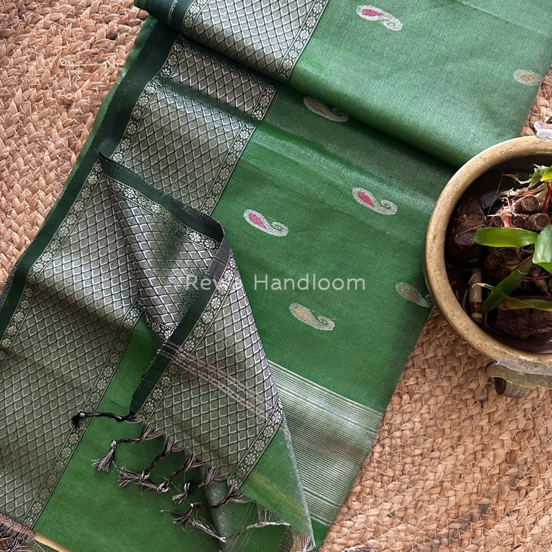 Maheshwari Silver Tissue Meena Butti Saree
