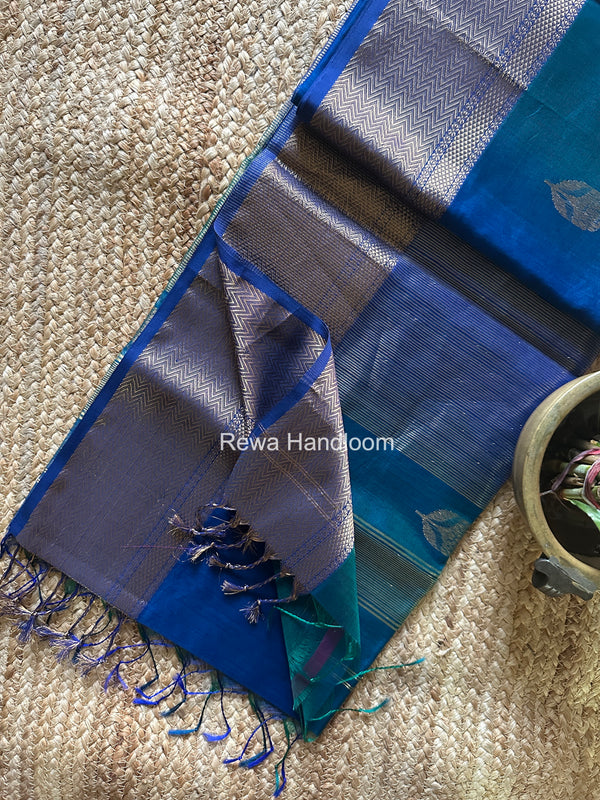 Maheshwari Lotus Butta Saree