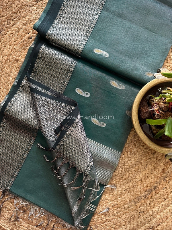 Maheshwari Silver Tissue Meena Butti Saree